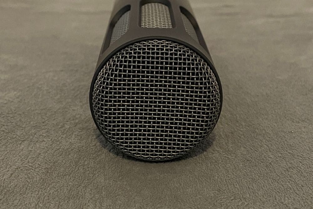 Beyerdynamic M 70 Pro X Microphone Review10