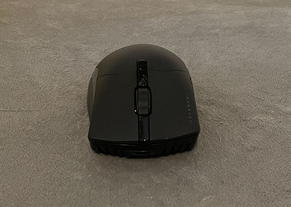 CORSAIR Sabre RGB Wireless Review7