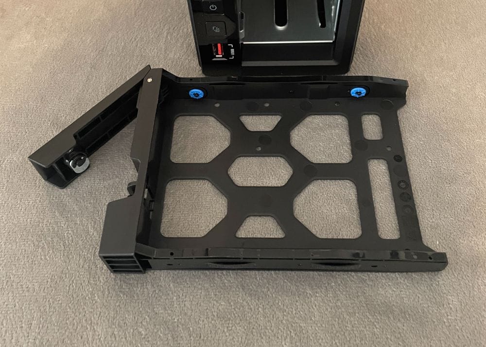qnap ts 253e review5
