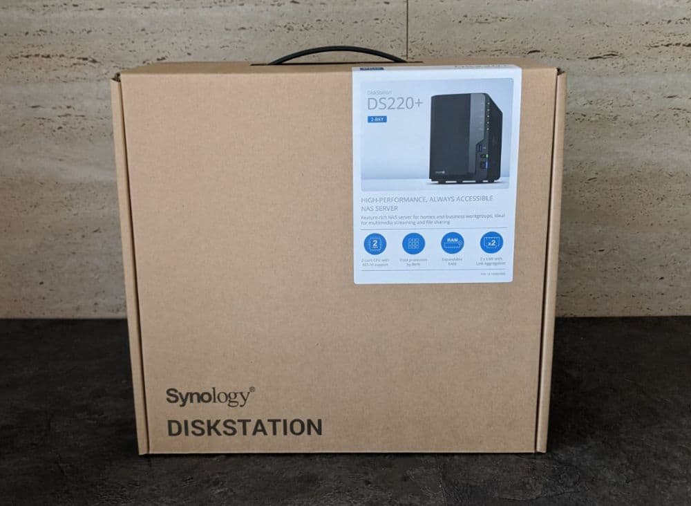 Synology DS220plus photos 01