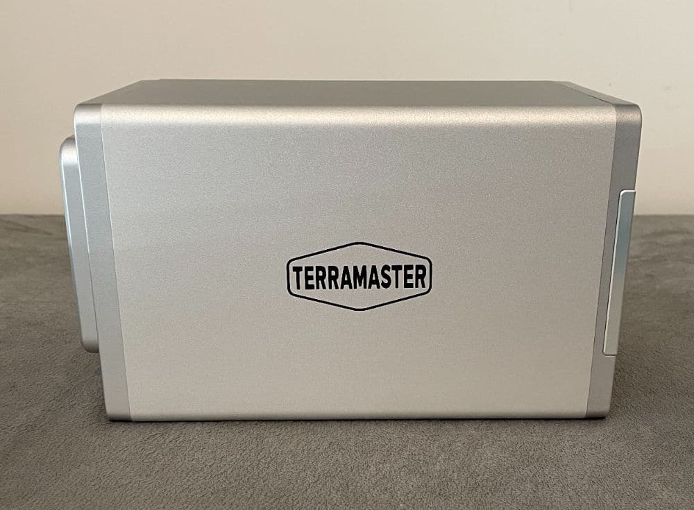 terramaster 2 bay nas review8