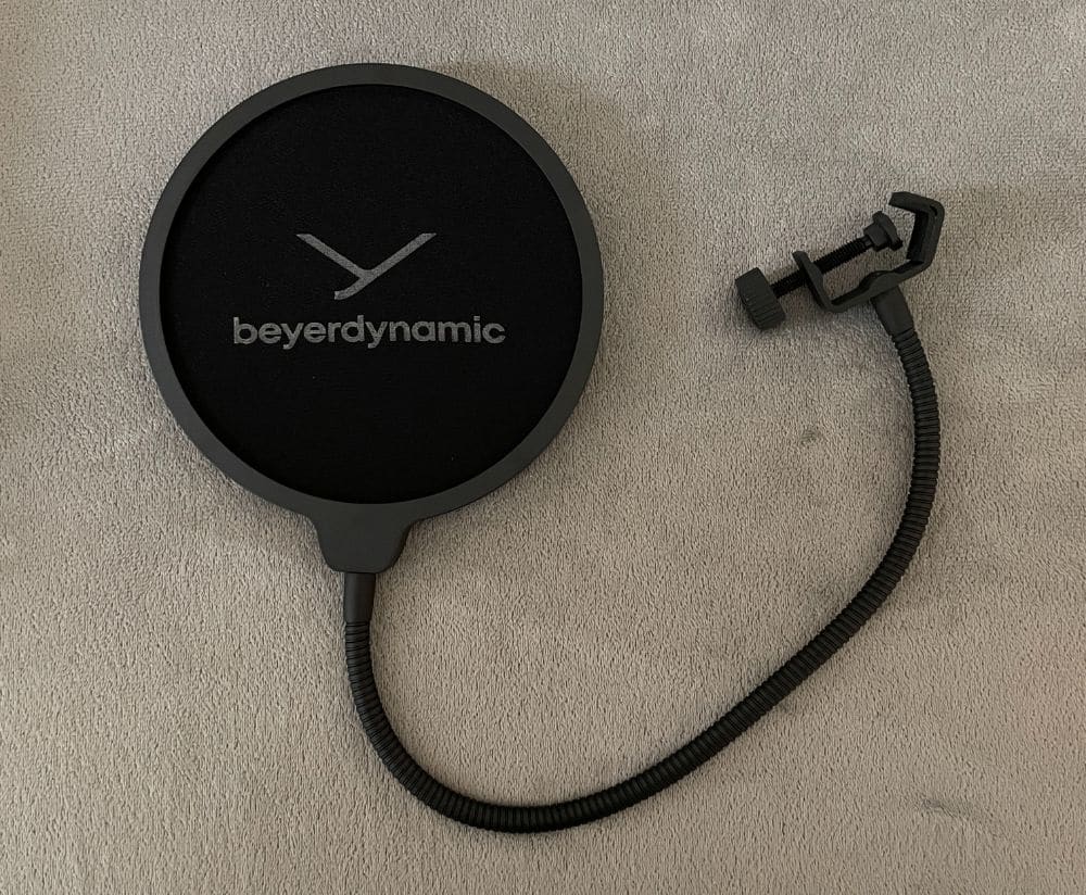 Beyerdynamic M 90 Pro X Microphone Review2