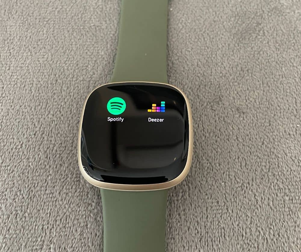 fitbit versa 3 watch screen9