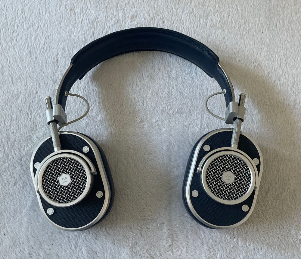 master dynamic mh40 review4