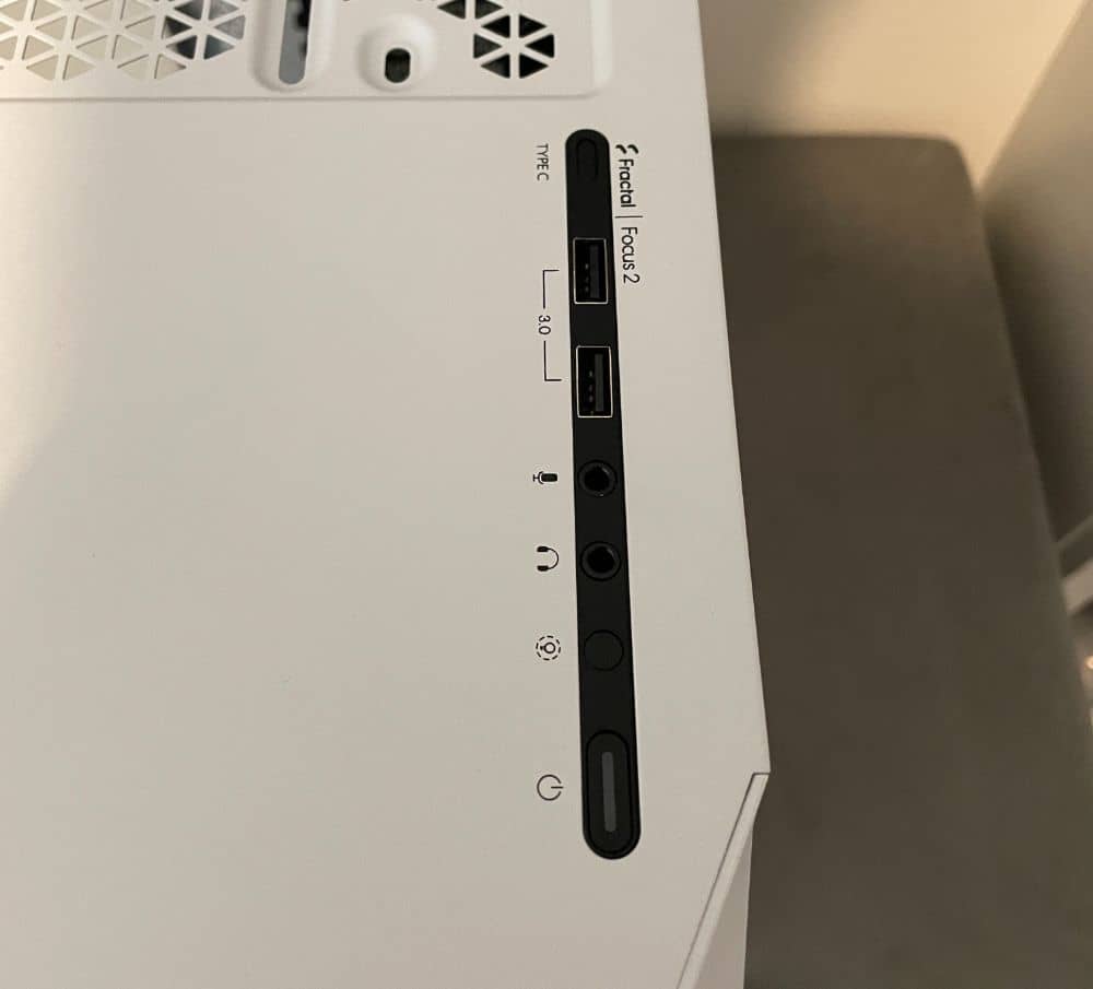 fractal design focus 2 review4