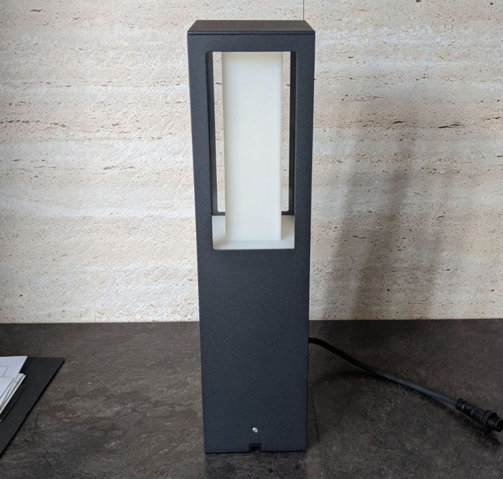 Hue Impress Pedestal Photos 4