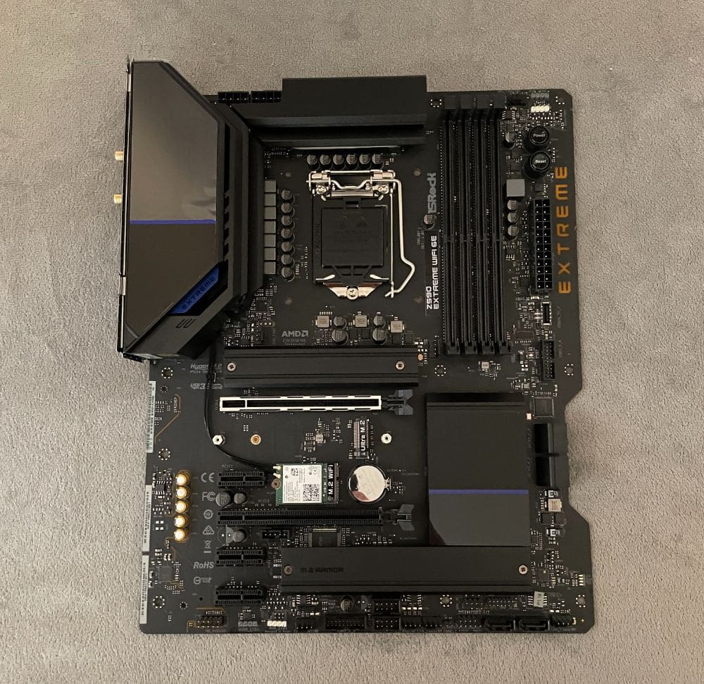 asrock z590 extreme wifi Review 04