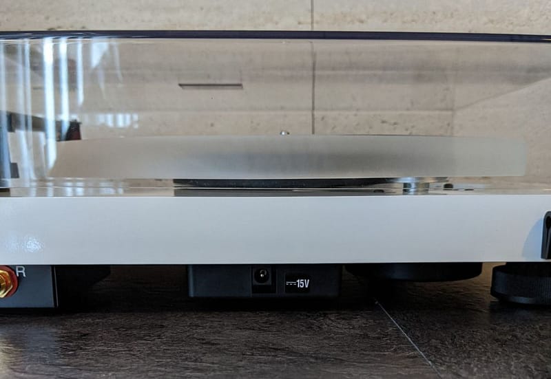 Pro Ject Debut Carbon Esprit photos 15 Pro-Ject Debut Carbon Esprit SB Review