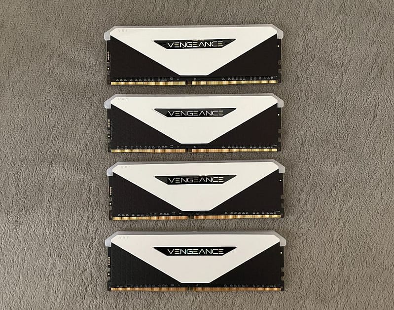 Corsair Vengeanve RGB RT Review 03 Corsair Vengeance RGB RT DDR4 RAM Review