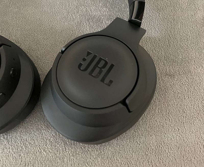 JBL Tune 760NC Review 06 JBL Tune 760NC Wireless Headphones Review