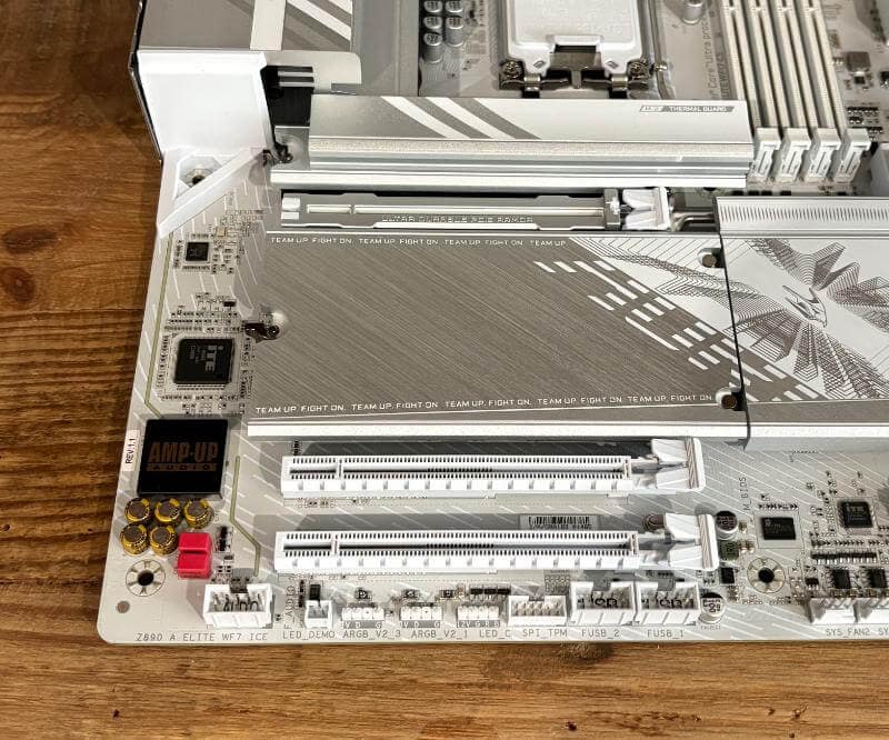 GIGABYTE Z890 AORUS ELITE WIFI7 review7 GIGABYTE Z890 AORUS ELITE WIFI7 ICE Review: The Perfect Balance of Performance and Features