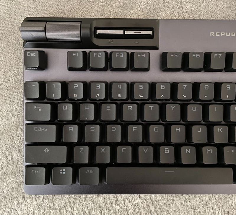 asus strix flare animate keyboard review6 ASUS ROG Strix Flare II Animate Mechanical Keyboard Review
