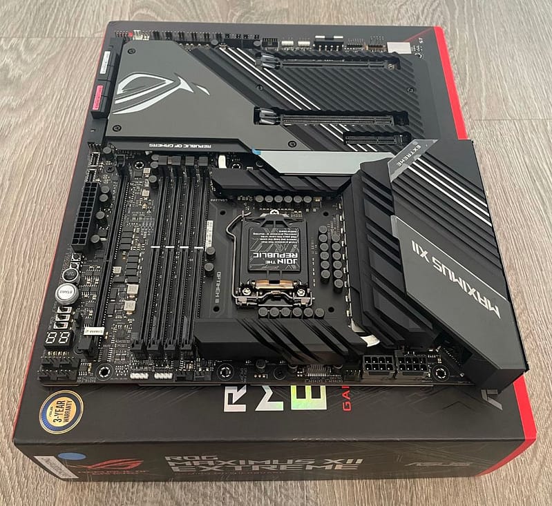 ASUS Maximus Z490 Extreme Review 09 ASUS ROG Maximus XII Extreme Review