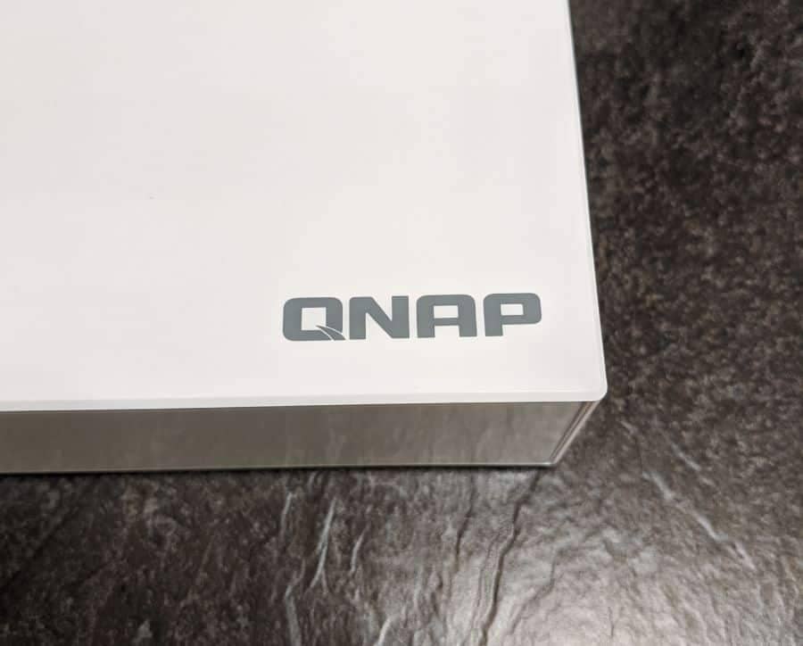 QNAP QSW 308 1C Photos 04